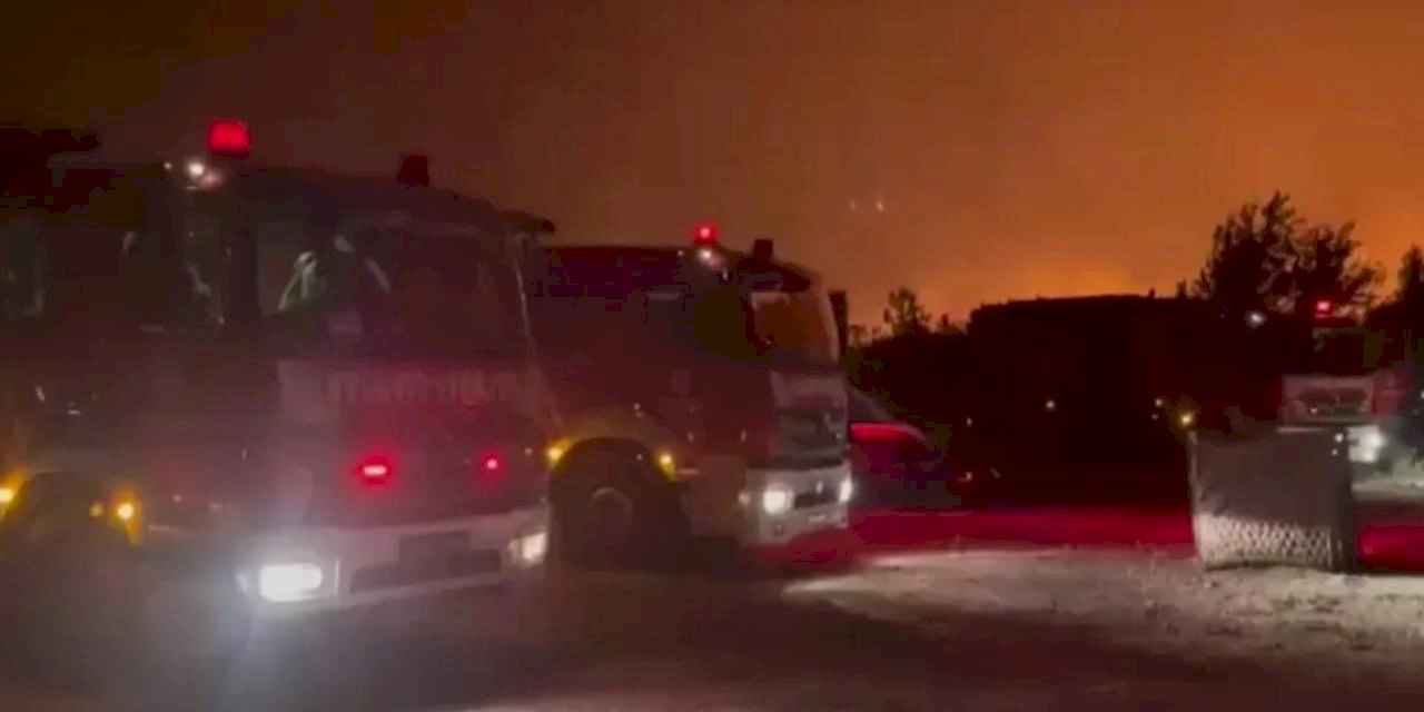 Tekirdağ Şarköy ve Çanakkale Ayvacık’ta yangınlara müdahale sürüyor