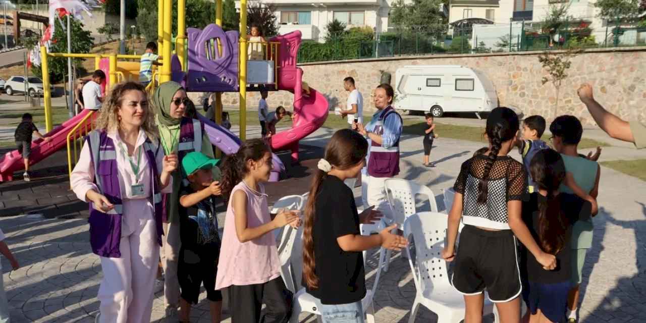 İzmit Tüysüzler’de çocuklar eğlenceye doydu