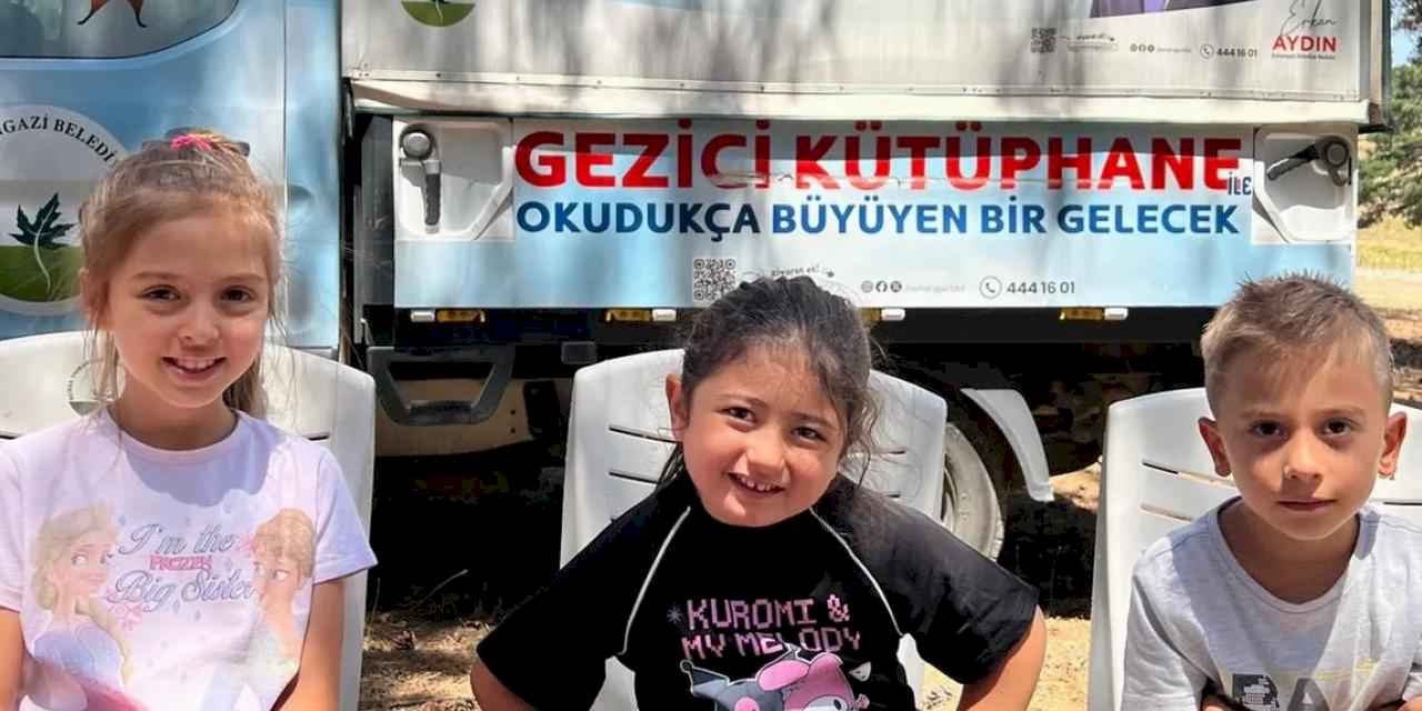 Bursa Osmangazi'de gezici kütüphane çocukları masallar ile buluşturdu