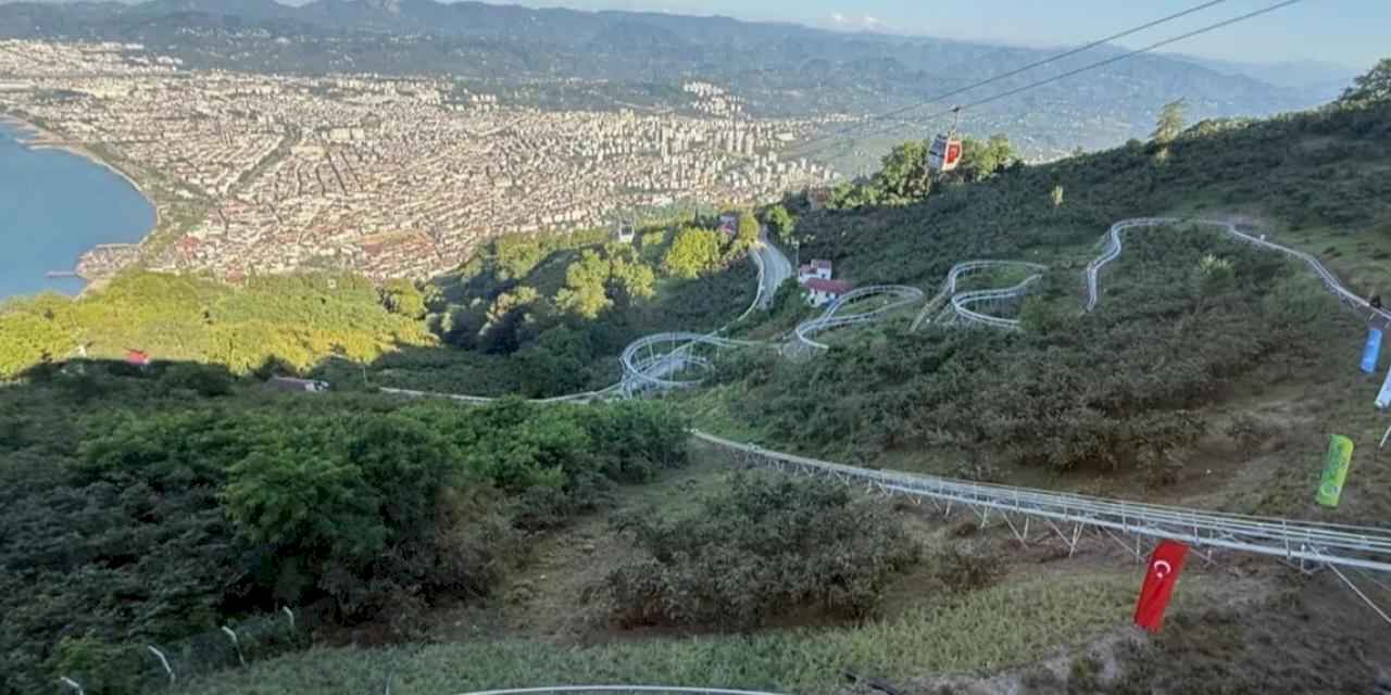Ordu'da dağ kızağı ve sosyal tesisleri açıldı