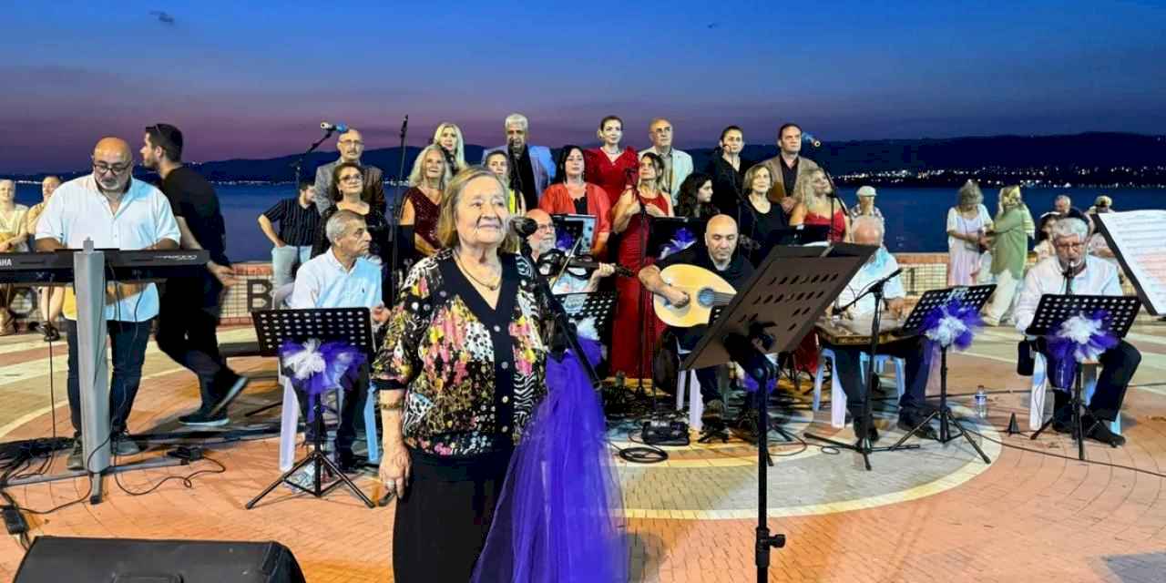 Gölcük Belediyesi TSM Korosu kulakların pasını sildi