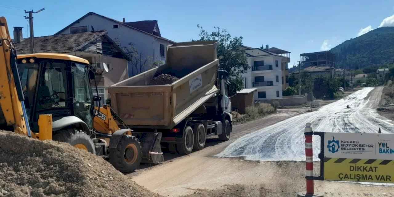 Sakarya'da Karamürsel Ereğli Mahallesi’nde yeni yol konforu