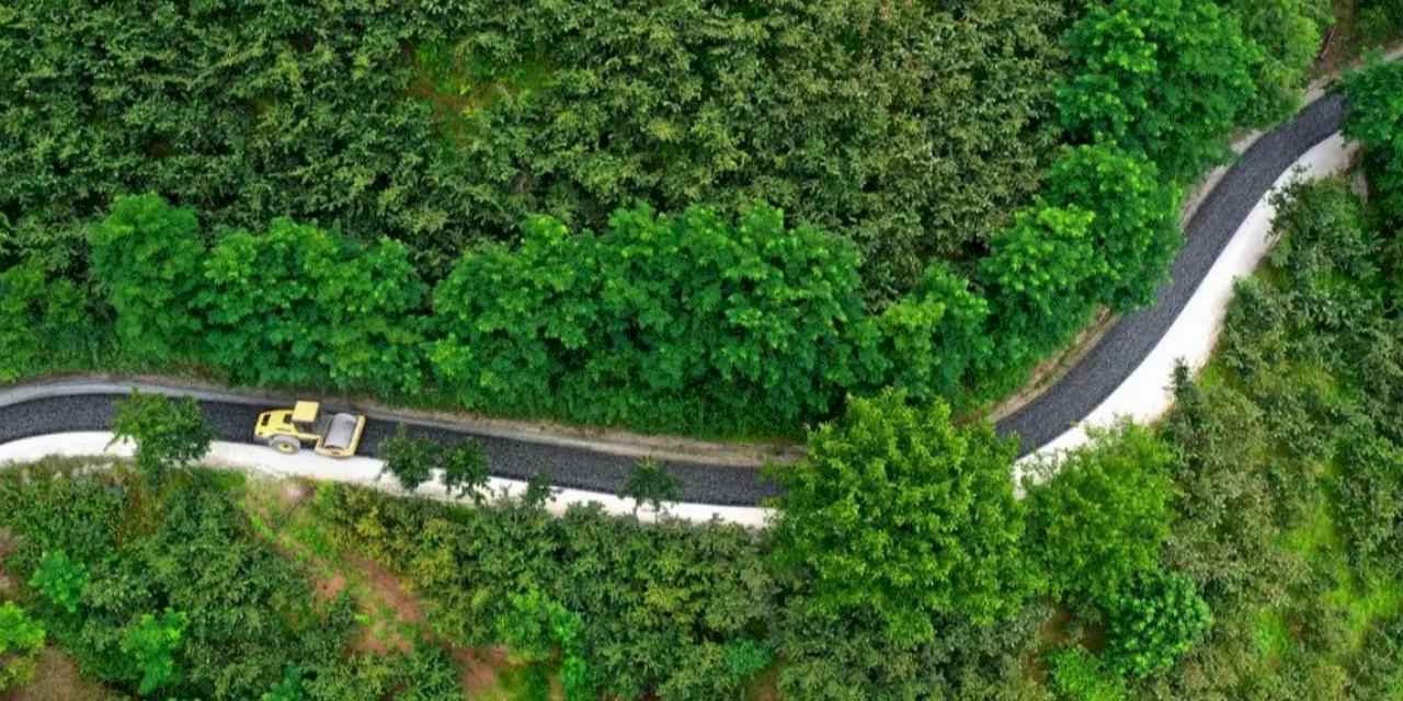 Ordu'da Tepecik Mahalle yolu asfalta kavuşuyor
