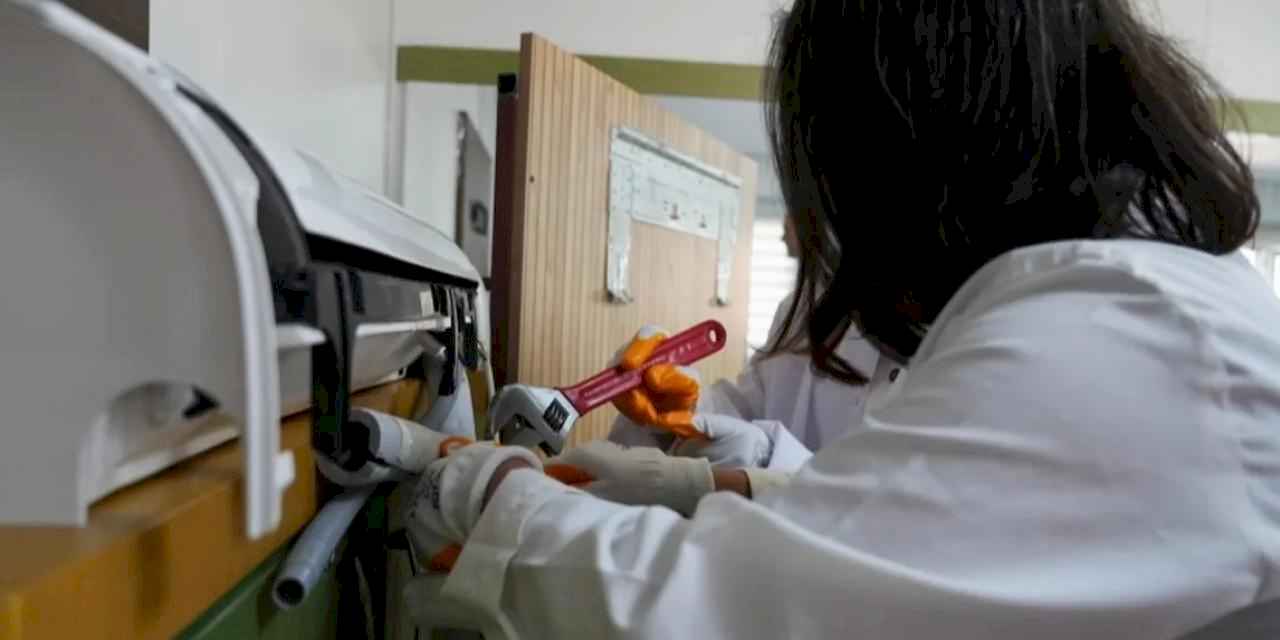 Diyarbakırlı kadınlar klima, kombi ve petek bakım-onarımını öğreniyor