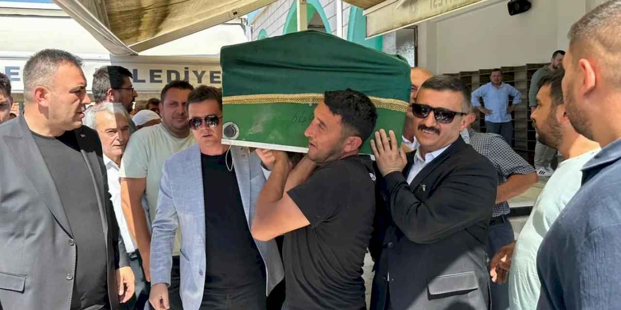 Bursa'da şehit itfaiye eri son yolculuğuna uğurlandı