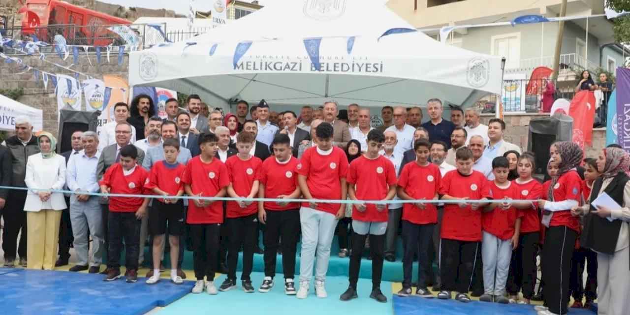 Kayseri Melikgazi'den gençlere yeni spor okulu