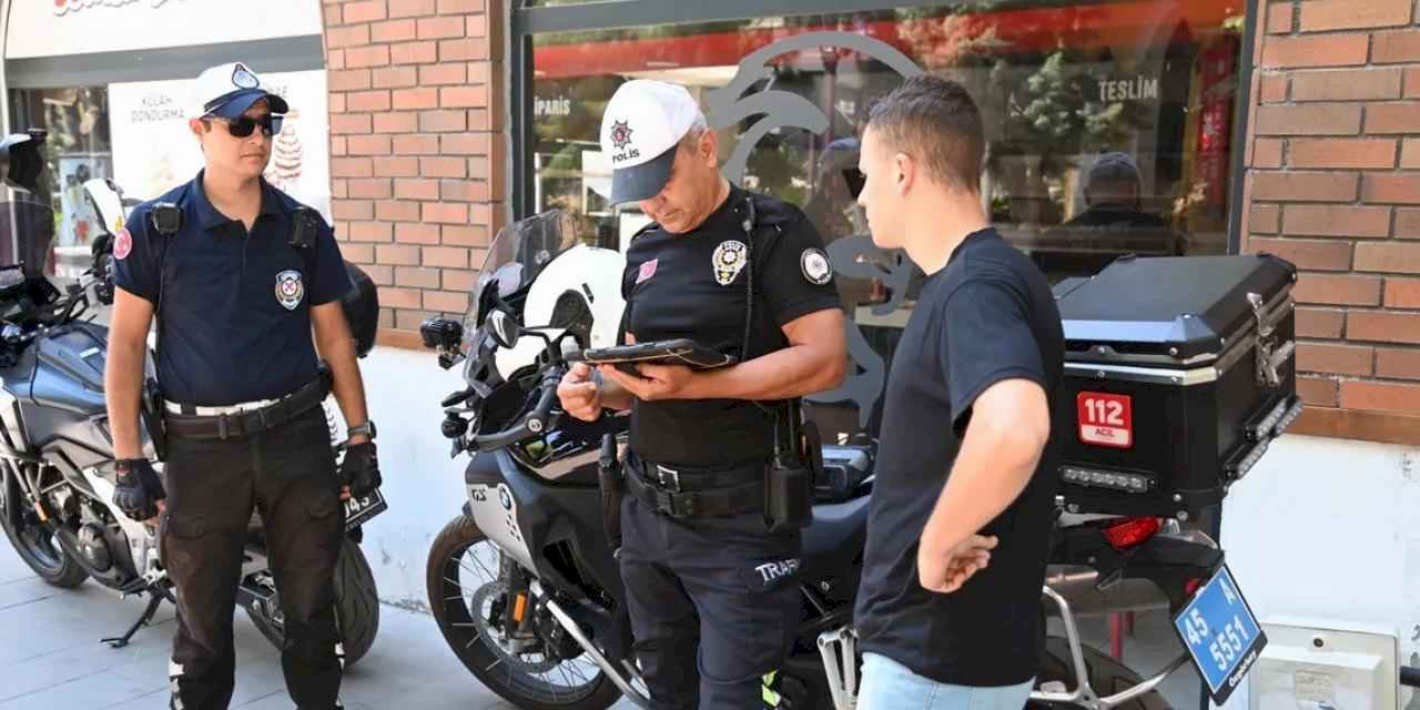 Manisa'da Trafik Zabıtasından kapsamlı kaldırım denetimi