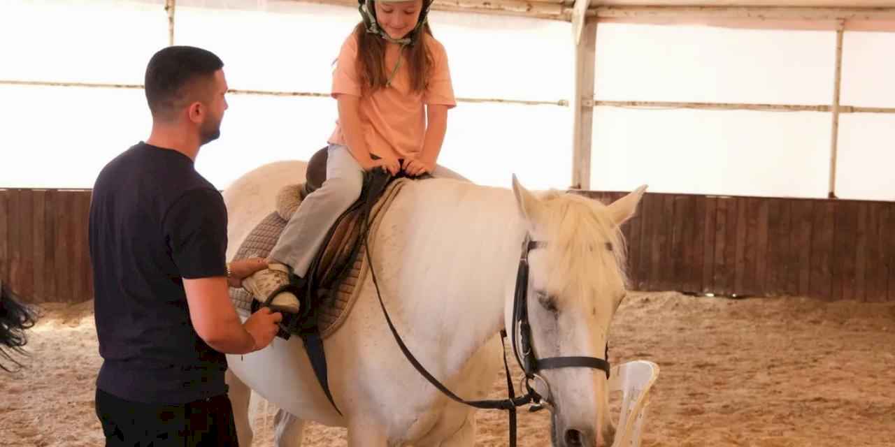 Kocaeli Büyükşehir'den 22 bin 686 çocuğa binicilik eğitimi