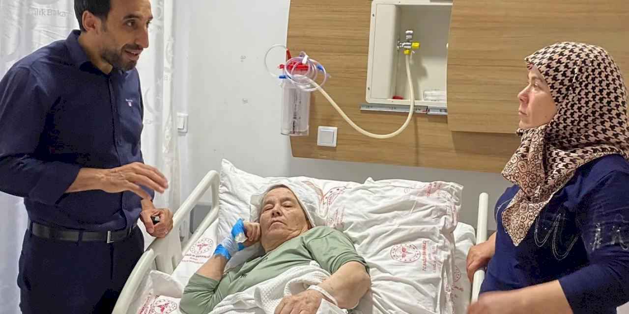 Bursa'da yangın mağduru engelli hastaya Gürsu SHM'den moral ziyareti