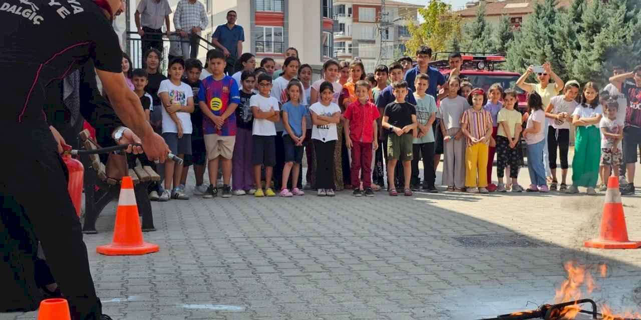 Malatya Büyükşehir’den semt konaklarında afet bilinci eğitimi