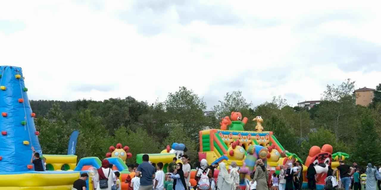 Eğlencenin durağı bu kez Derince oldu