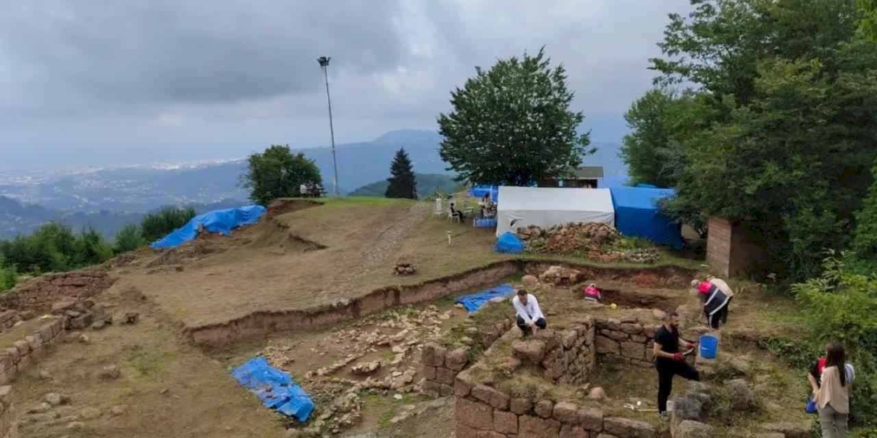 Kurul Kalesi’nde tarih yeniden gün yüzüne çıkıyor​​​​​​​