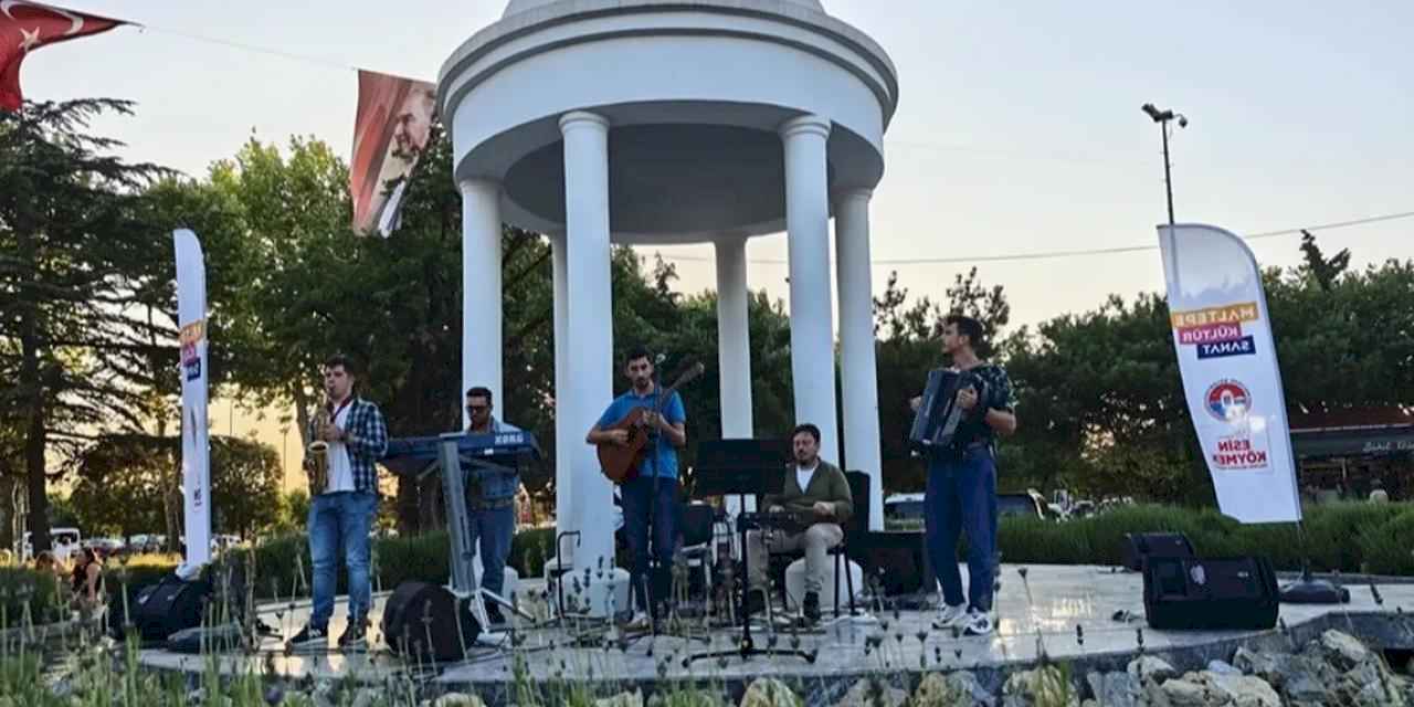 İstanbul Maltepe'de yaz sanatla dolu geçiyor