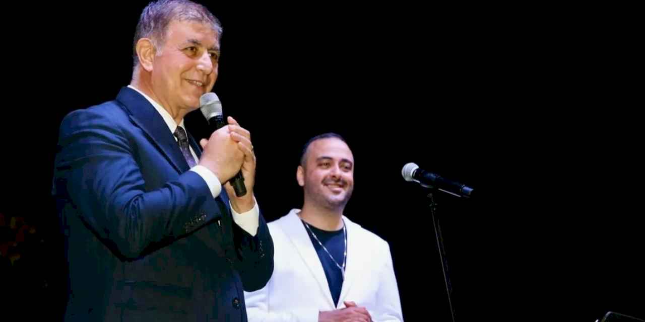 Başkan Tugay, Alaybey Mahalle Şenliği’ne katıldı 