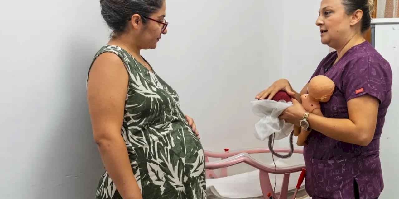 Eşrefpaşa Hastanesi’nde Gebelik Okulu açıldı