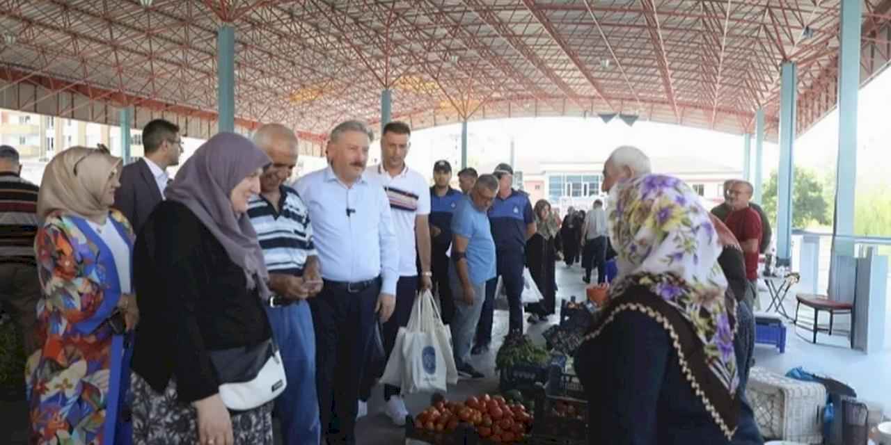 Mustafa Palancıoğlu Kayseri Melikgazi köy pazarında