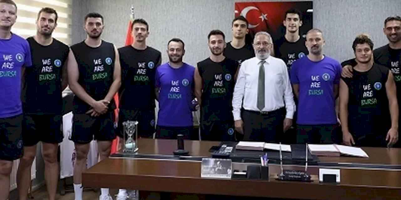 Bursa Büyükşehir Belediyespor Erkek Voleybol Takımı’nda imzalar tamam