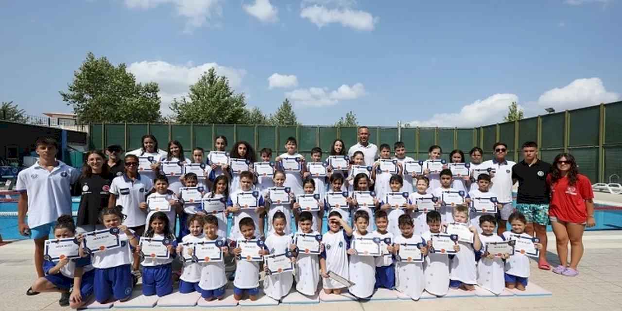 Bursa Büyükşehir Yaz Okulları’nda sertifika heyecanı