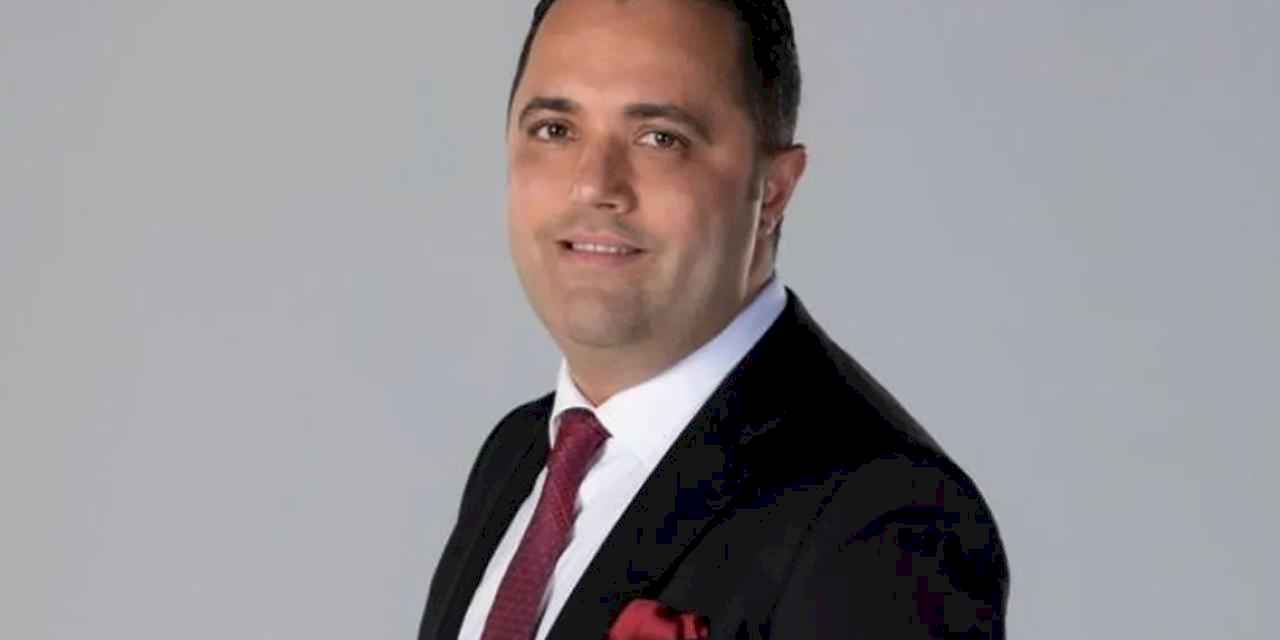 Ünlü avukat Rezan Epözdemir gözaltına alındı