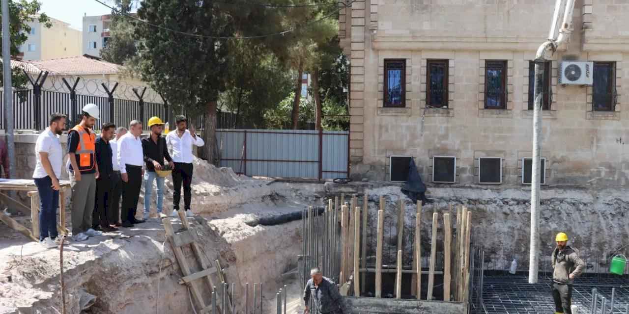 Midyat’ta ek belediye hizmet binasının temeli atıldı