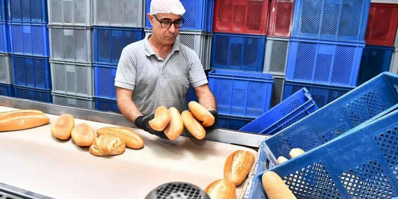 İzmir’de Halk Ekmek’te zam yok