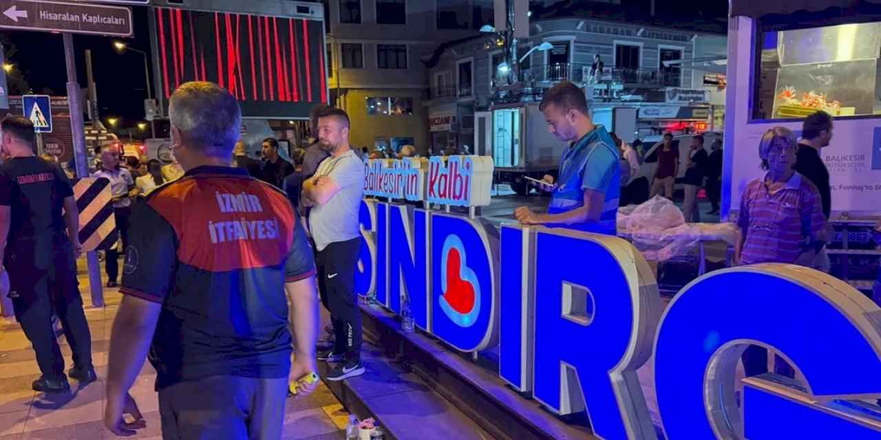 İzmir İtfaiyesi Balıkesir görevinde