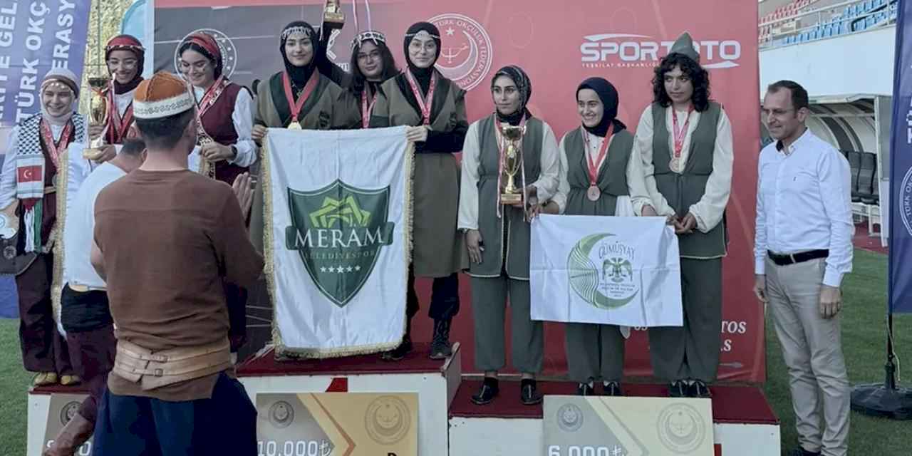 Konya Meram'dan çifte başarı