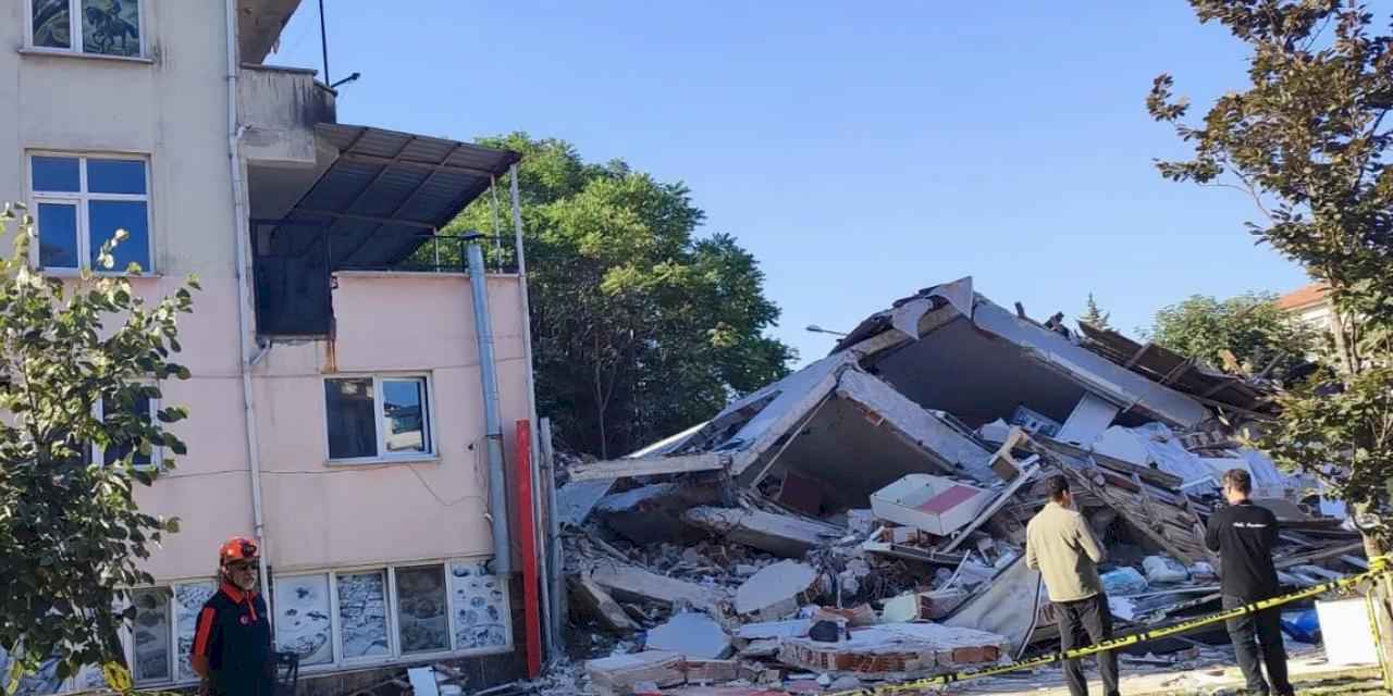 Sındırgı'daki yıkılan binanın müteahhidine gözaltı!