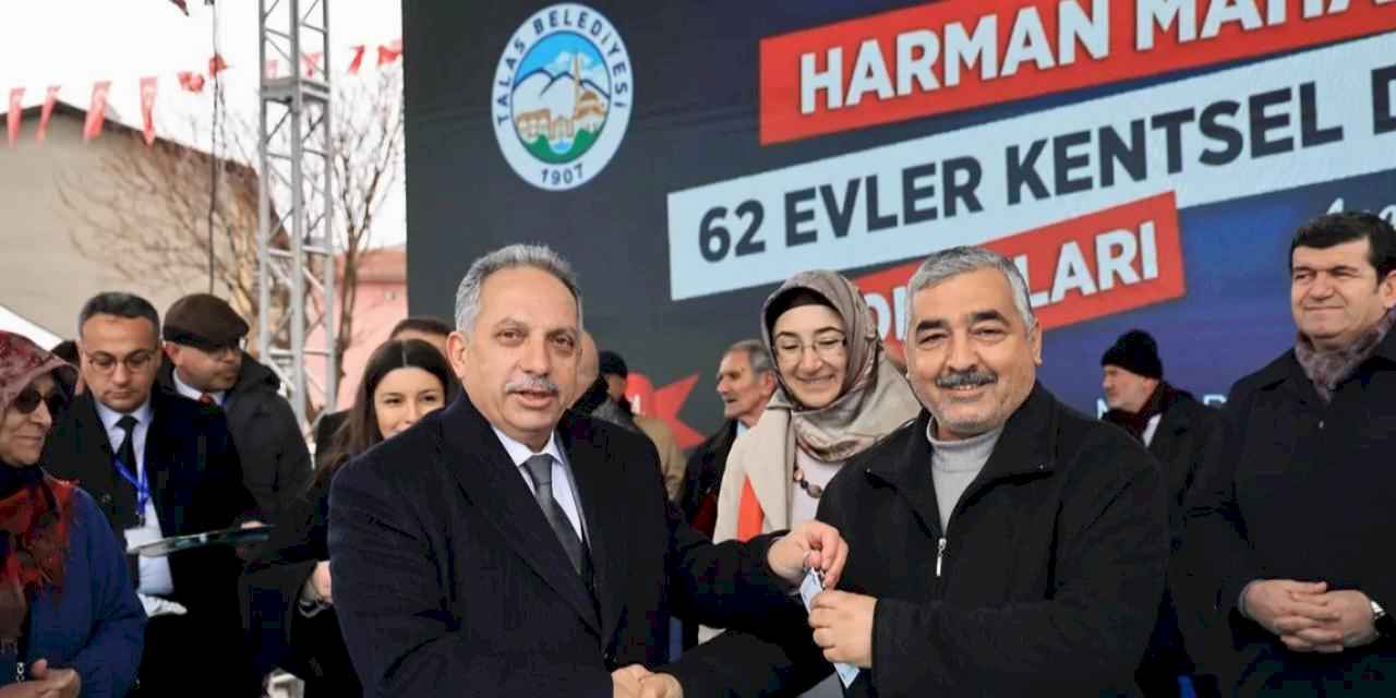 Kayseri Talas'ta kentsel dönüşüm tam gaz sürüyor