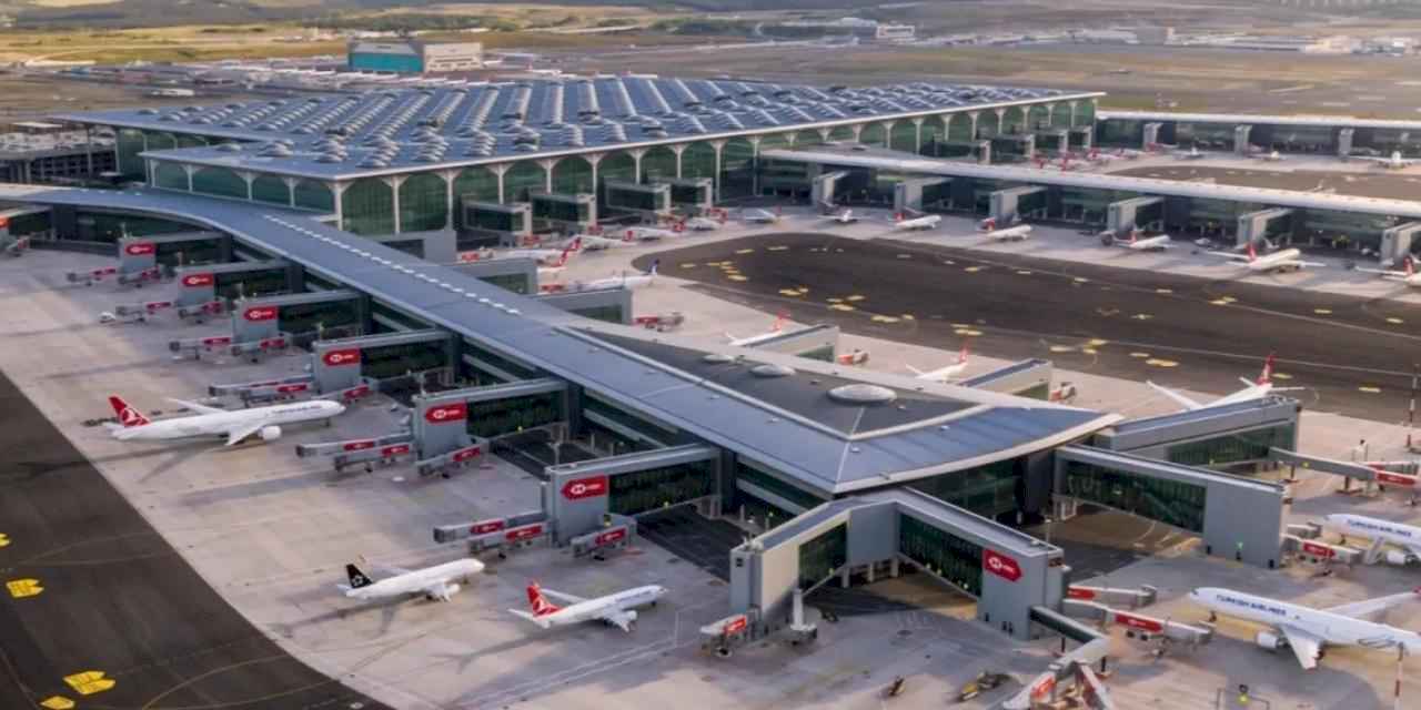 Temmuz'da 1,3 milyon yolcu İzmir’den havalandı