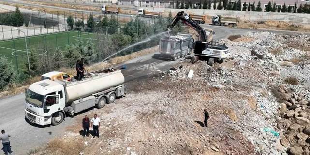 Kaçak hafriyat döküm alanlarında temizlik