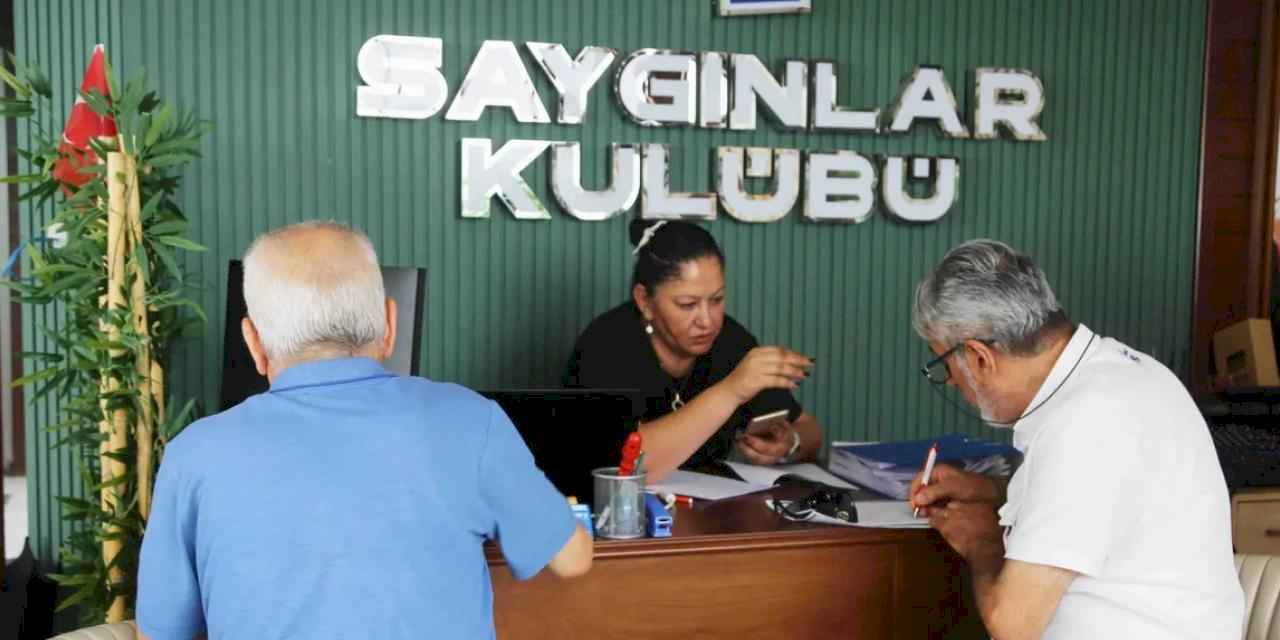 Kocaeli Saygınlar Kulübü üyeleriyle büyüyor