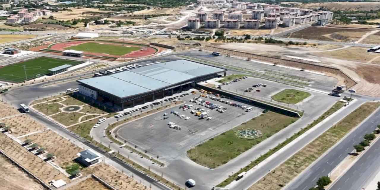 Elazığ otobüs terminali, günde yüzlerce yolcuyu ağırlıyor