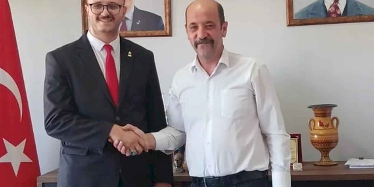 Kayserili iş insanı Hasan Çakmak Zafer Partisi'nde