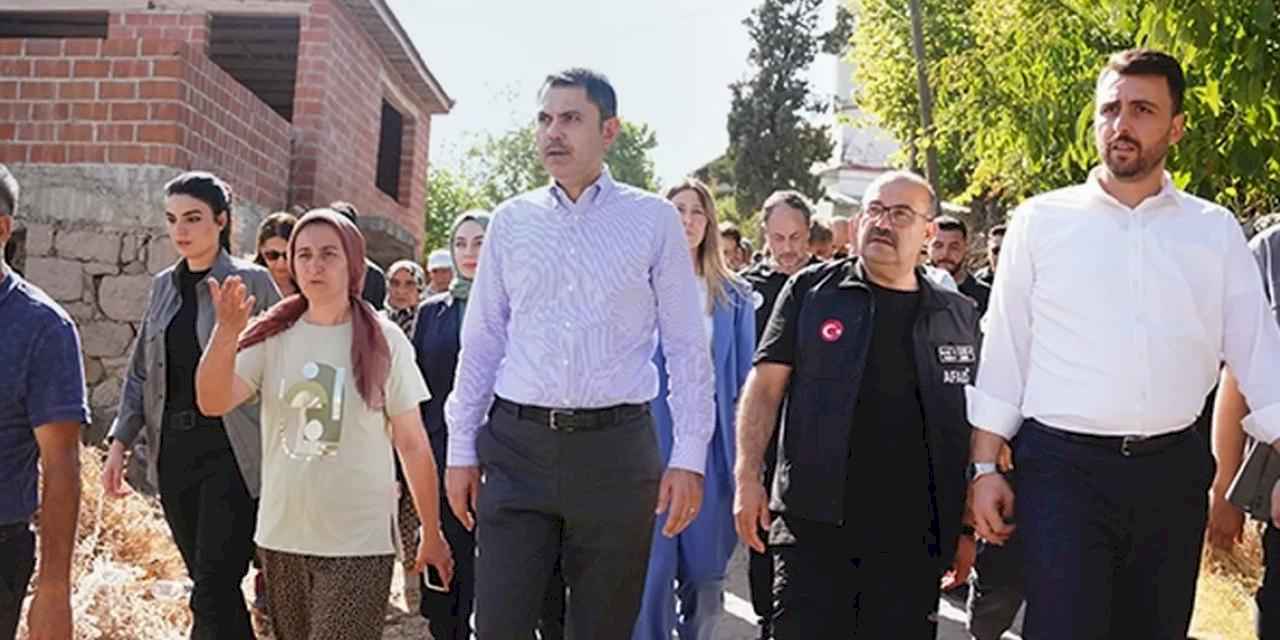 Sındırgı'da tüm evler tarandı... Ağır hasarlı yapılar yıkılacak!