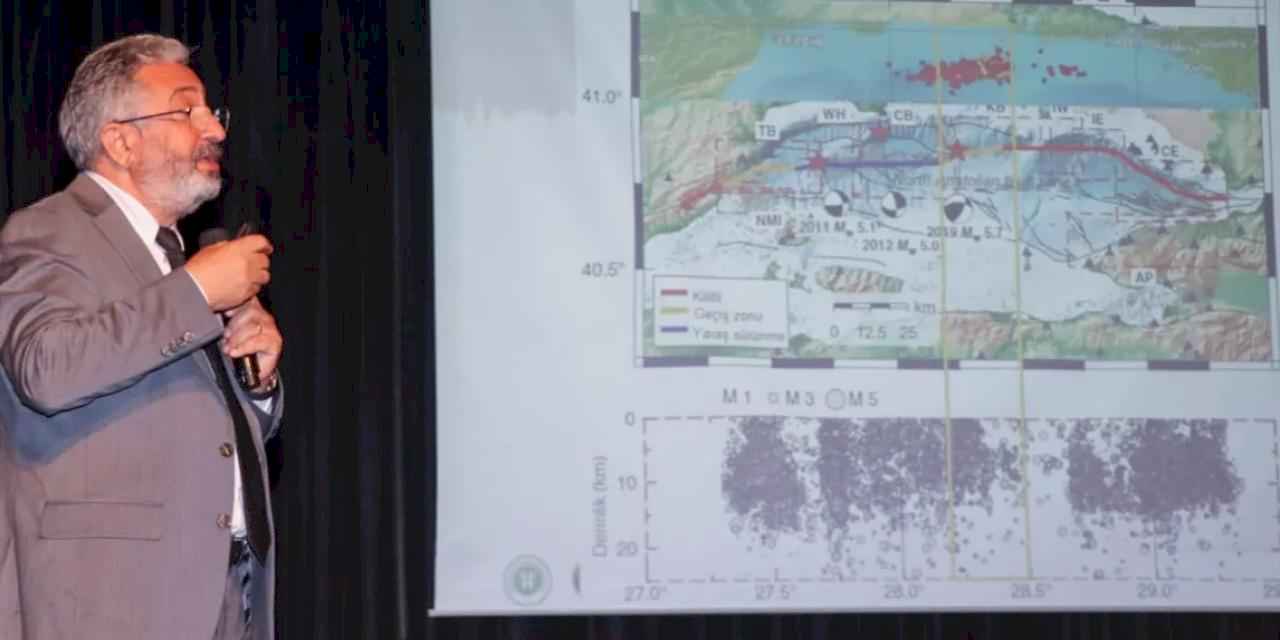 Yalova'da 17 Ağustos konferansı