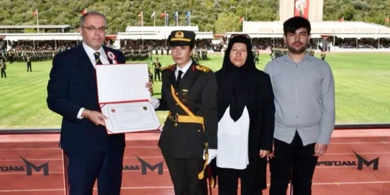 Cumhurbaşkanı Erdoğan, Ömer Halisdemir’in kızını tebrik etti