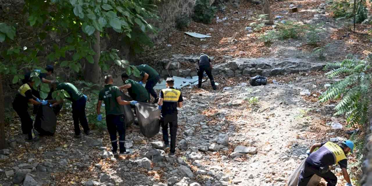 Manisa Çaybaşı'nda rutin temizlik