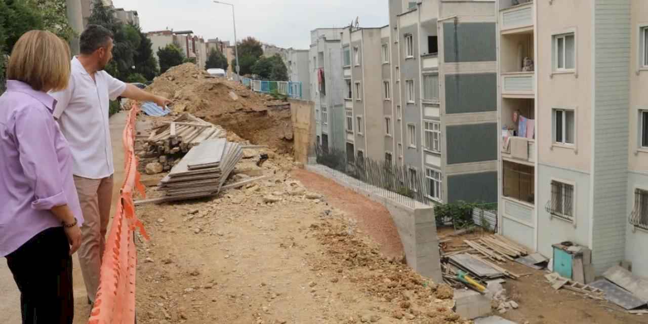 Başkan Hürriyet istinat duvarı çalışmasını yerinde denetledi