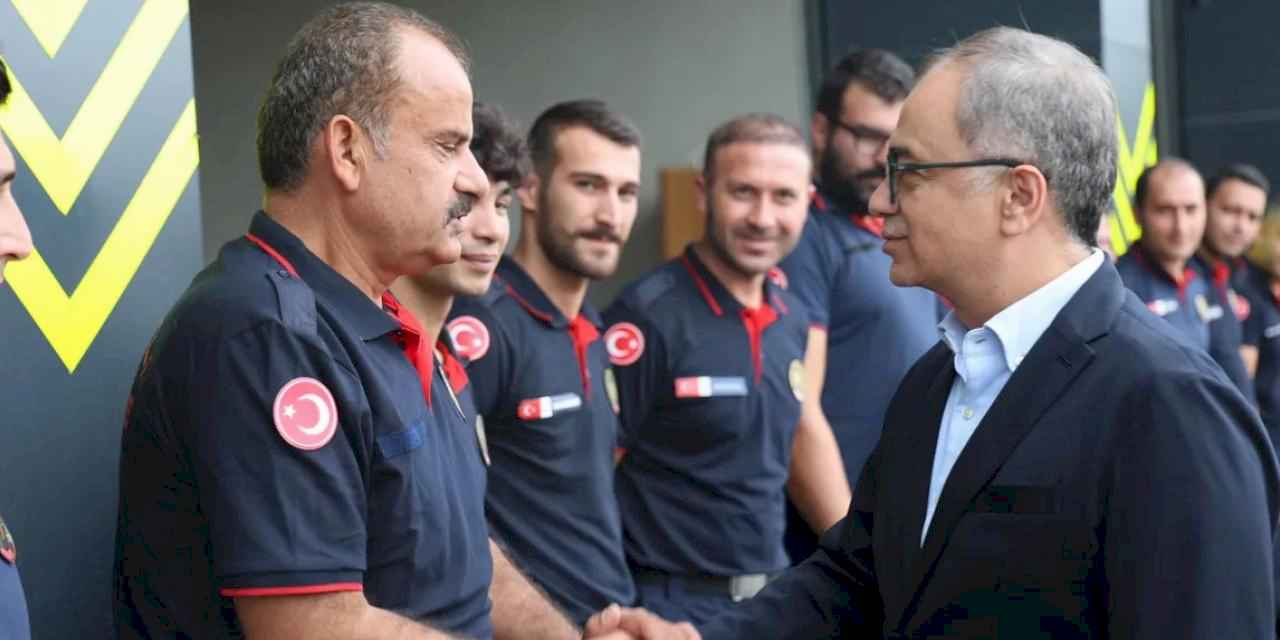 Kocaelili itfaiyecilere Büyükşehir'den moral ziyareti