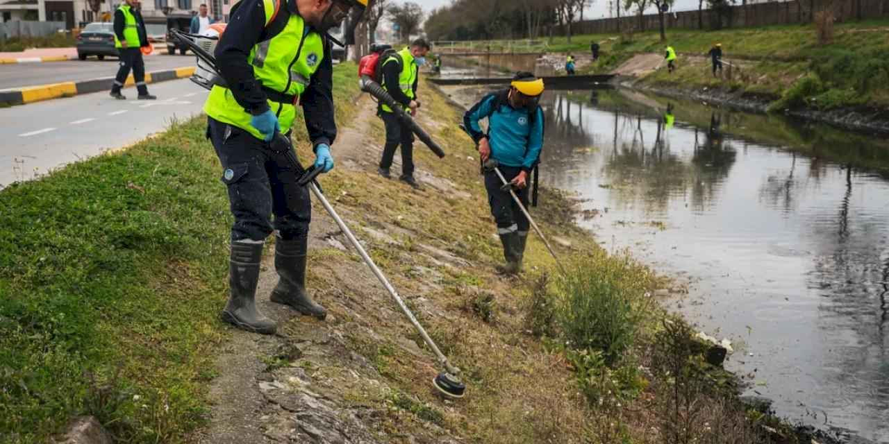 Sakarya’da dere ıslah çalışmaları aralıksız sürüyor