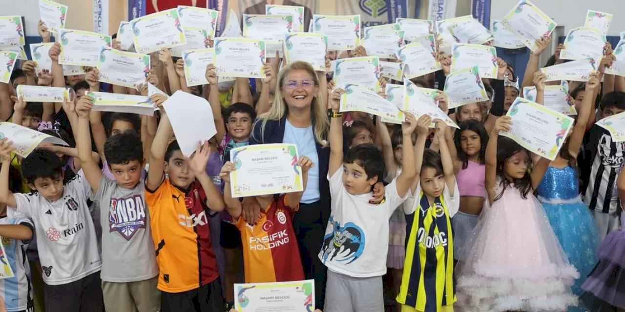 İstanbul Bakırköy Yaz Spor Okulu’ndan renkli kapanış şöleni