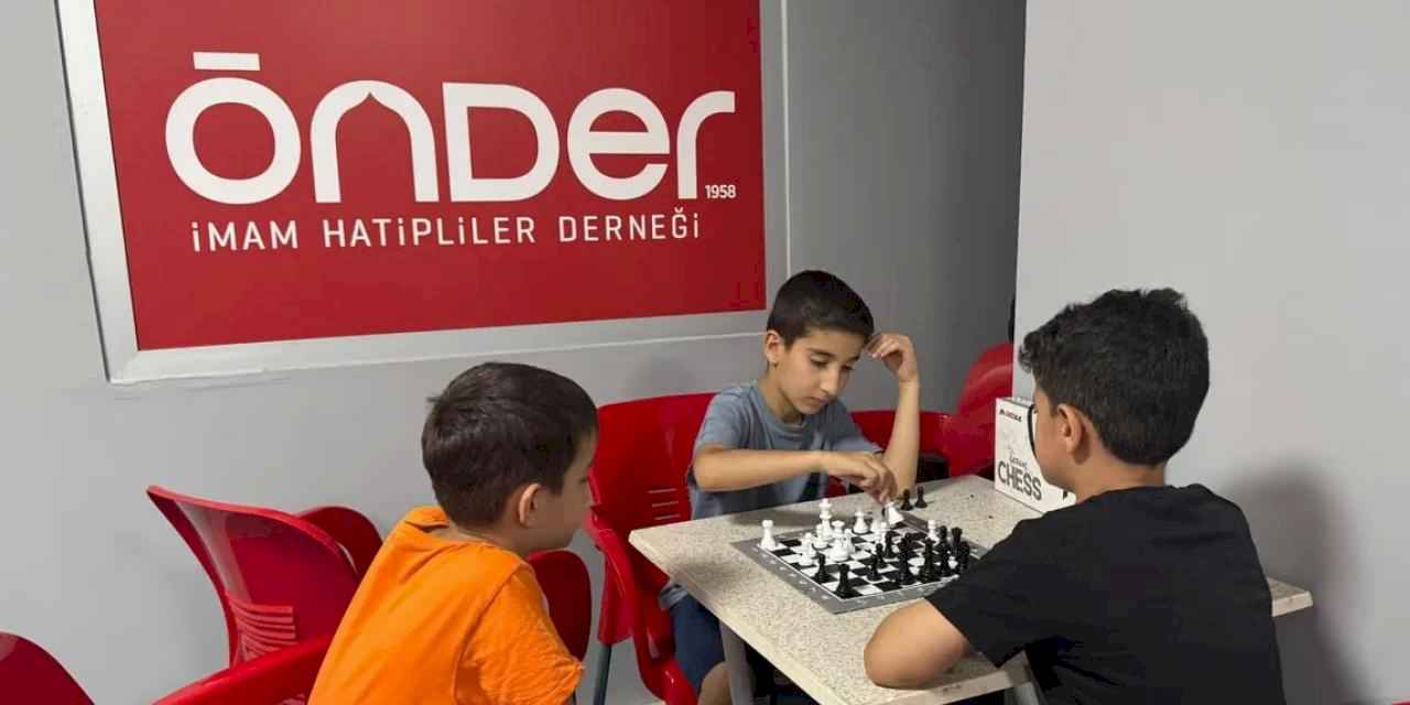 Mardin Önder'in yaz programları beğeni topladı