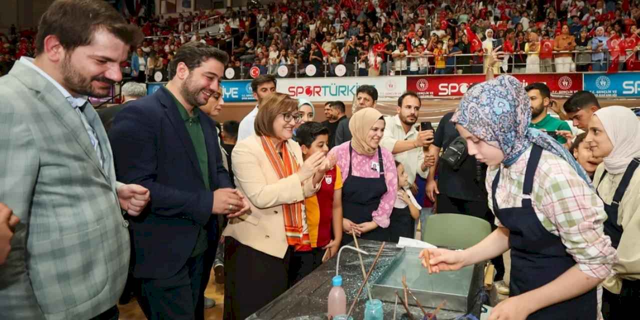 Gaziantep’te 55 bin öğrenciyle yaz olimpiyatlarına veda