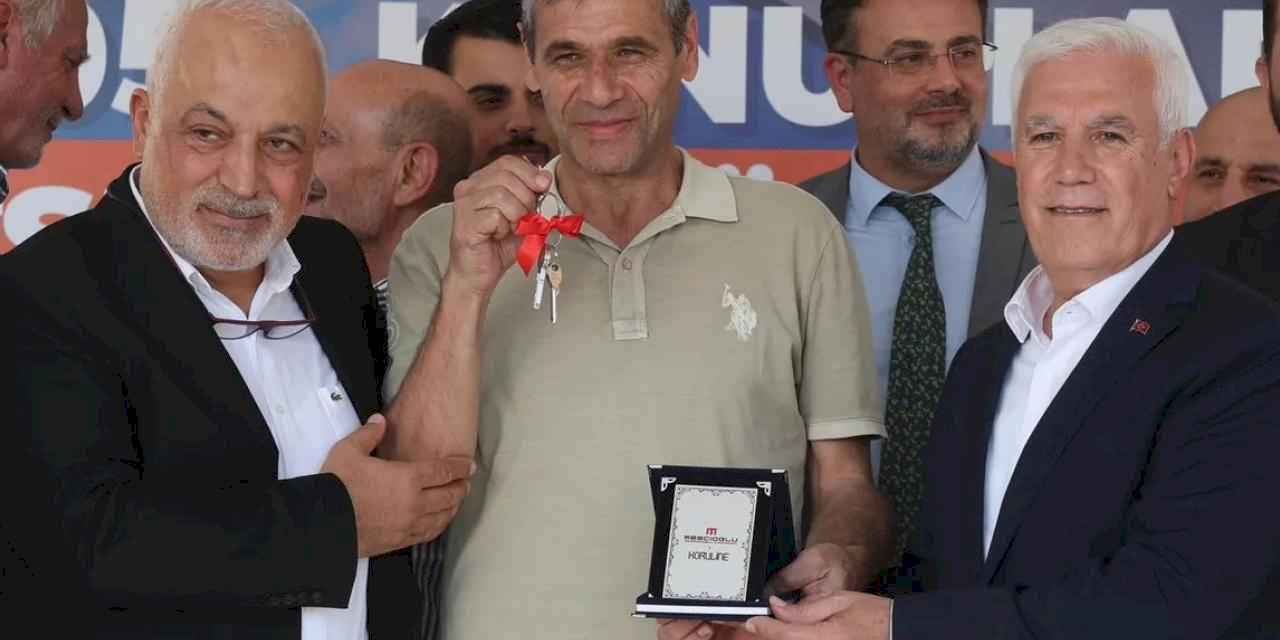 Bursa'daki büyük dönüşümde ilk anahtarlar teslim edildi