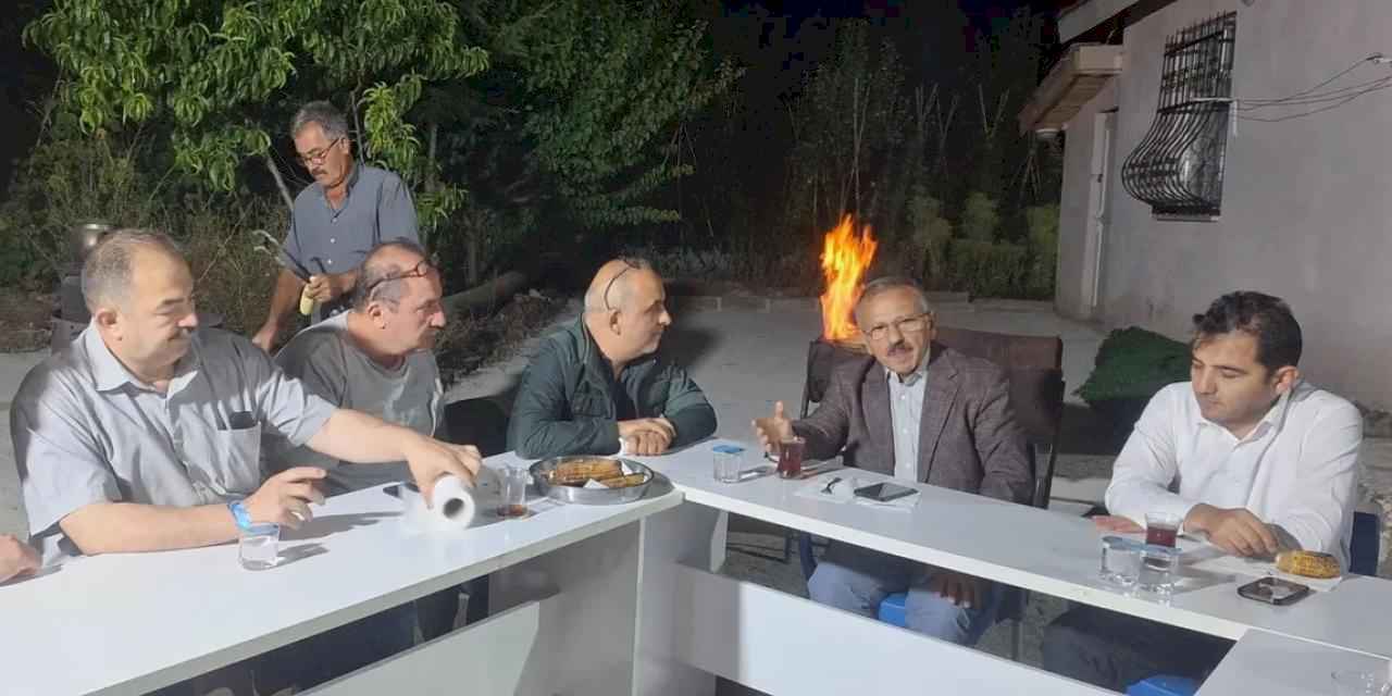 Tokat’ta siyasetçi ve gazeteciler 'İsli Demlik'te buluştu