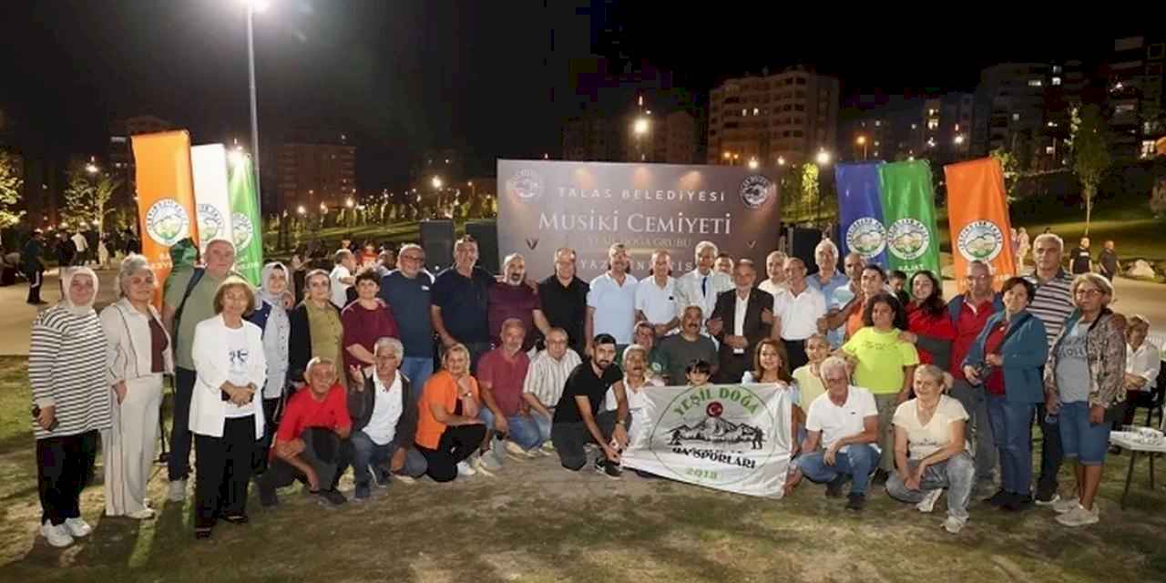 Kayseri Talas Millet Bahçesi'nde keyifli akşam