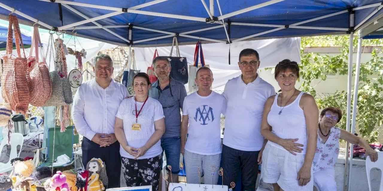 İzmir'de Oyuk Festivali, renkli görüntülere sahne oldu