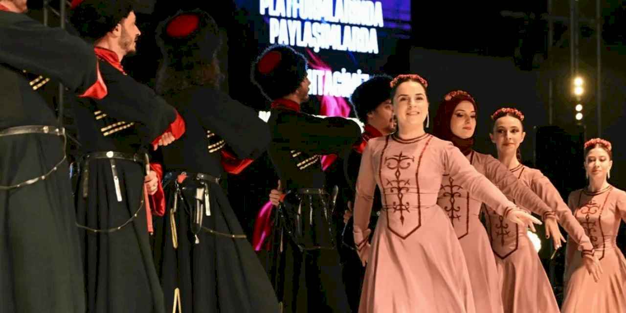 Balıkesir Orhanlı Çerkes Festivali’nde coşku ve birlik rüzgarı esti