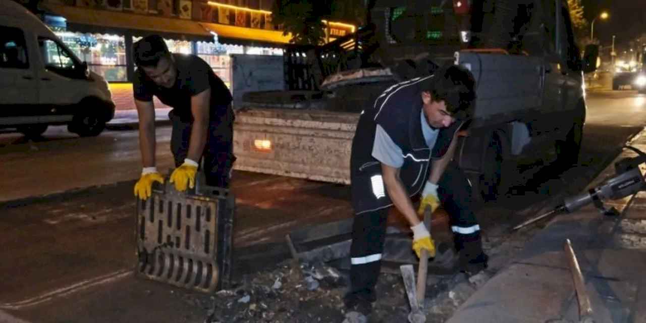 Eskişehir’de gece bakım ve temizlik çalışması